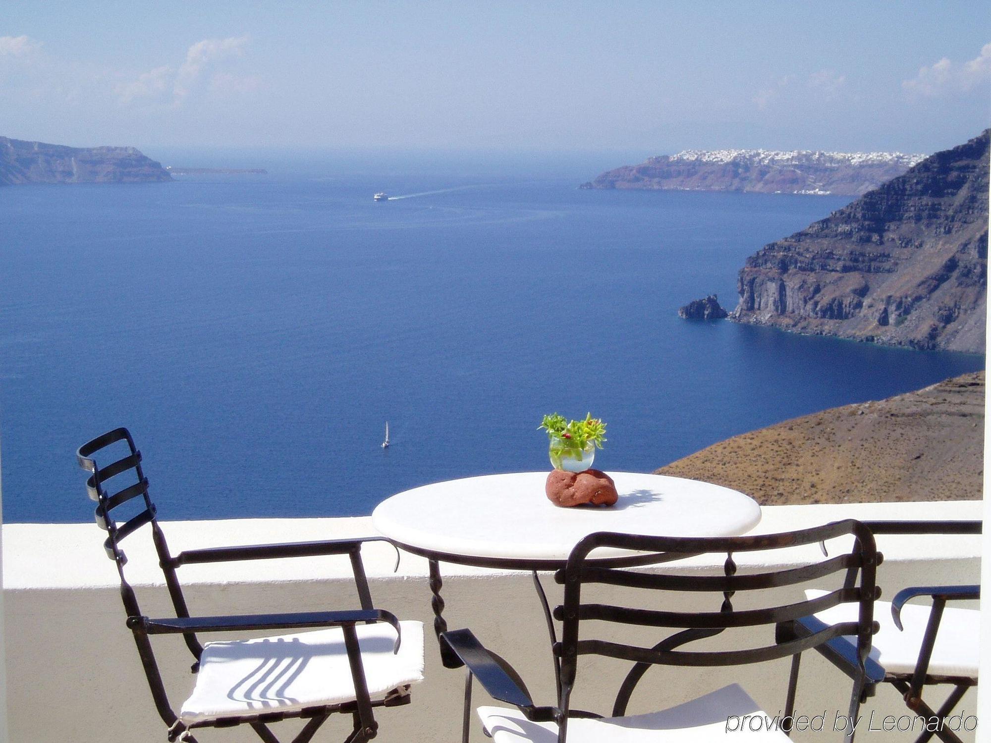 Cori Rigas Suites Fira  Restaurant billede
